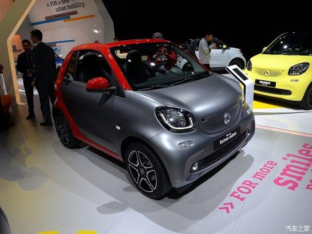 全新一代smart fortwo敞篷版7月上市
