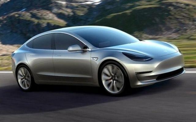 方向盘迎来设计优化？马斯克透露Model 3更多信息