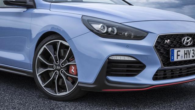 现代i30 N官图发布 直接瞄准高尔夫GTI