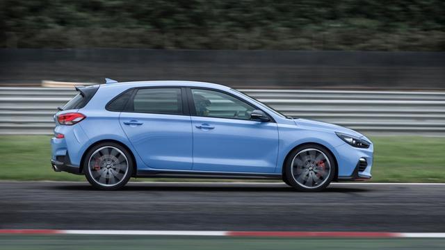 现代i30 N官图发布 直接瞄准高尔夫GTI