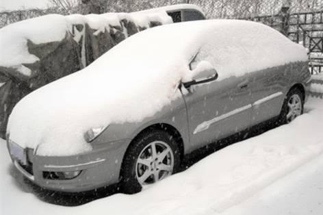 雪后如何洗车不毁车漆 及时清洗勿用热水
