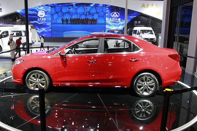 荣威360成都车展上市 售价7.59-12.99万元