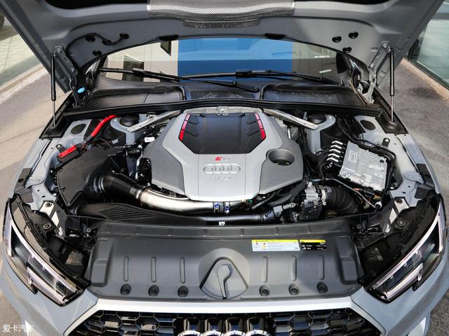Audi Sport2018µRS4