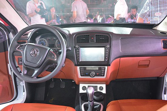 [新车上市]东风小康风光售价5.38-6.98万元