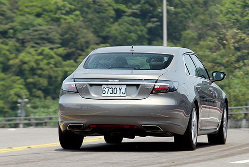 劲力成型 试驾体验新萨博9-5 Aero 2.0T