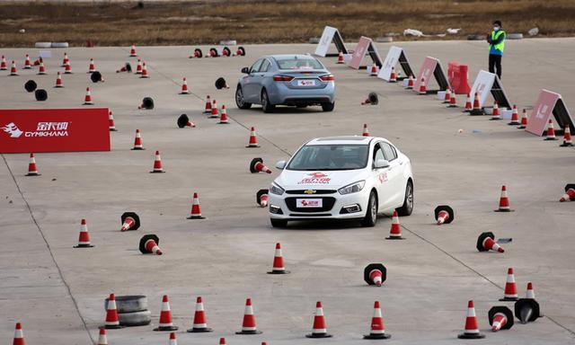 首届金卡纳全国挑战赛北京站 掀起平民赛车热_汽车_腾讯网