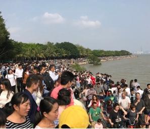 车圈:众泰预售价40万新车里居然有根不可描述的东西