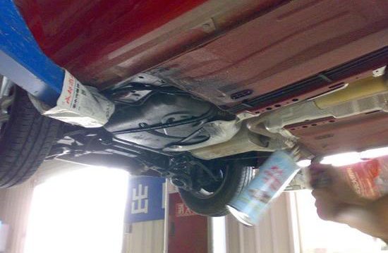 冬季爱车5种保养功夫 保证油路电路正常