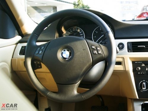 入门级豪华轿车 奔驰c级180k与宝马318i