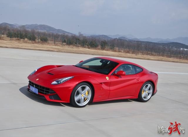 F12berlinetta_法拉利_评测中心