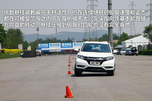 最新款的小型拖车车型 120169769.jpg