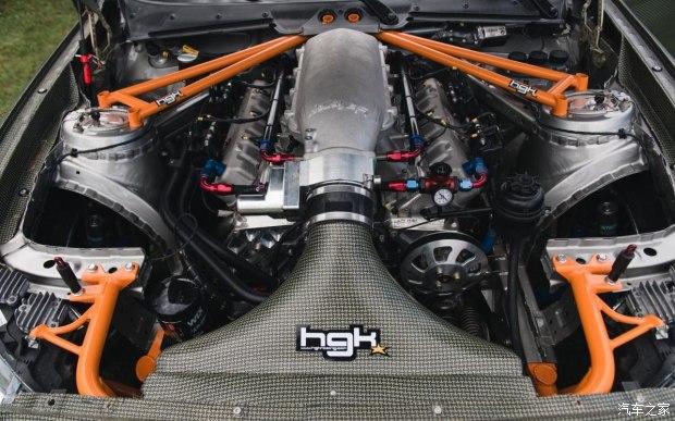 劲量小子 改820马力宝马2系漂移赛车