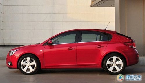 雪佛兰两厢科鲁兹海外上市 售价14.84万起