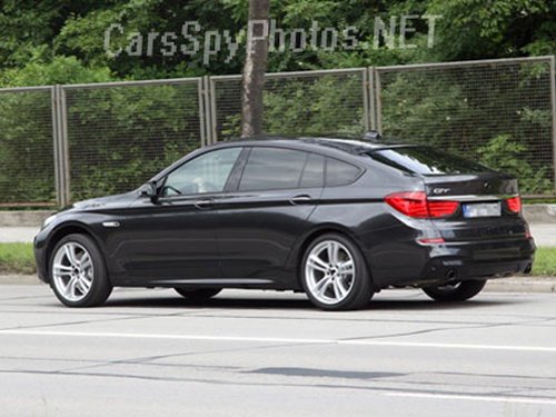 9月车展首发 2012款宝马5系GT最新谍照