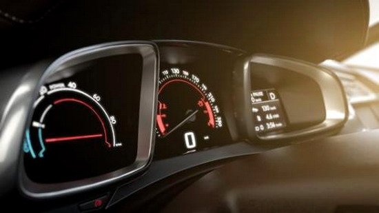 雪铁龙DS5内饰官图正式发布 设计凸显尊贵