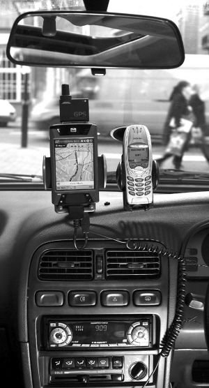 开车时手机也能帮忙 几款与车有关的软件