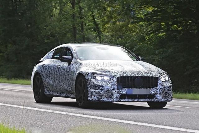 AMG GT Concept量产版谍照 竞争Panamera