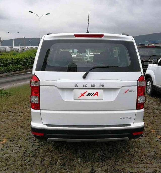 全新7座suv 长安欧尚x70a高清大图曝光