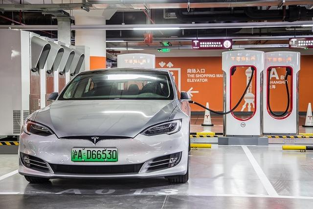 全球规模最大!特斯拉上海建超级充电站