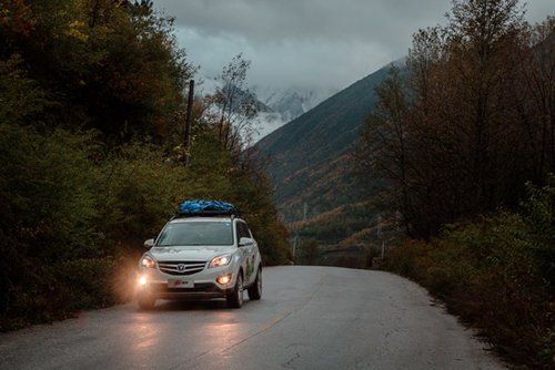 体验长安CS35星空之旅 成都康定一路寻星