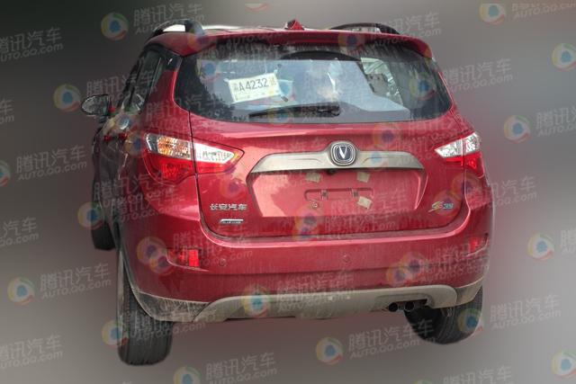 长安cs35 1.5t车型谍照高清图片
