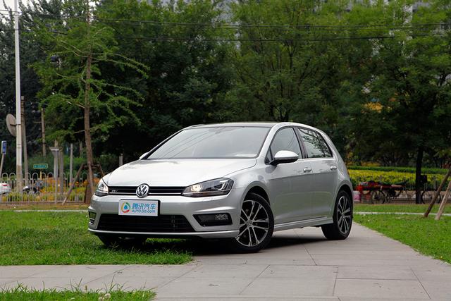 高尔夫R-Line携手嘻哈龙井唱响北京