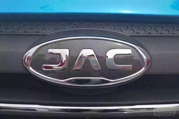 133460692.jpg