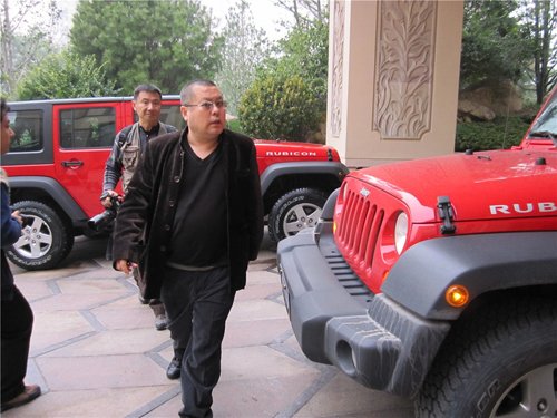 Jeep牧马人出演警匪动作电影《西风烈》_汽车_腾讯网