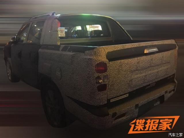 搭载2.2T柴油引擎 新款爱腾Sports谍照曝光