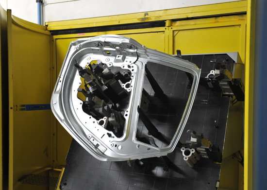 [腾讯造车]什么叫做激光焊接?