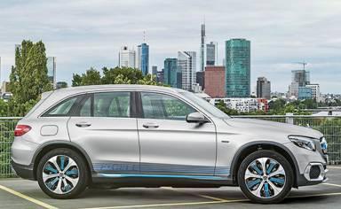 锂离子电池和燃料电池谁是真爱？戴姆勒：谁也不放弃