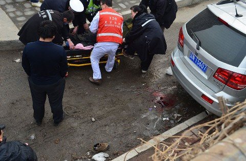 驾车容易情绪失控 车主开车应控制