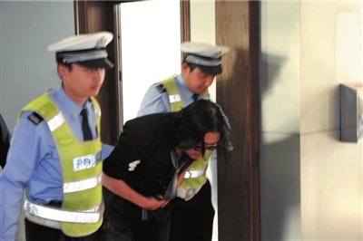 高晓松被拘：对不起！永不酒驾！