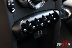 MINI ONEص Լ2011MINI