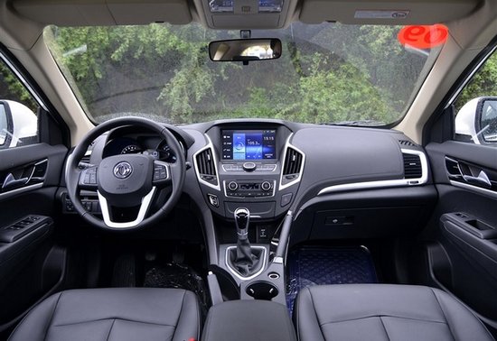 东风风神AX7本月16日公布预售价 11月上市