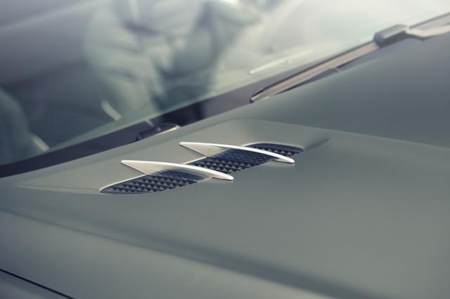 奔驰350跑车 奔驰slk350敞篷型跑车 奔驰敞篷跑车slk350高清图片