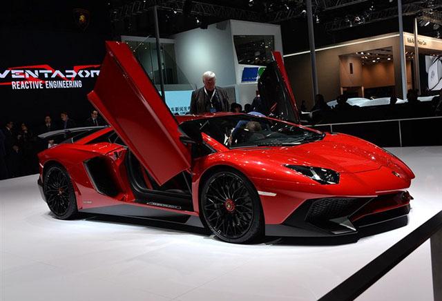 兰博基尼Aventador SV仅产600台 动力750Ps