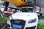  The loss of two "luxury cars" damaged by crane operation rollover exceeds 800000 yuan