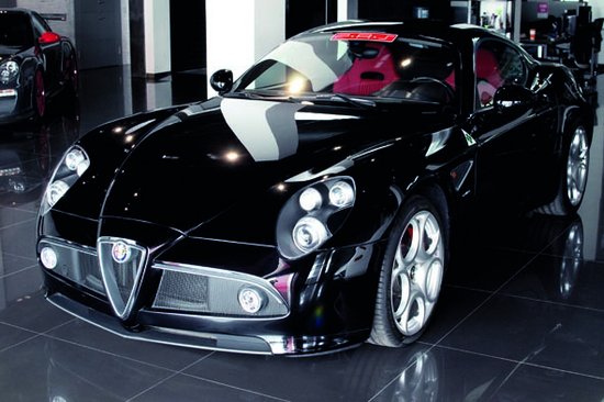 阿尔法罗米欧 ALFA 8C