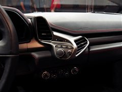 红鲨亮相!法拉利458 Italia技术讲解会