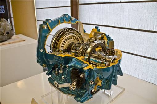 腾讯试驾一汽丰田新威驰 居家大男孩