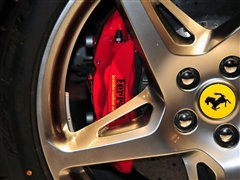 红鲨亮相!法拉利458 Italia技术讲解会