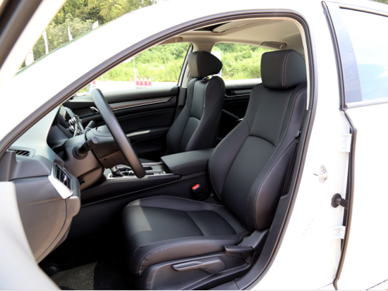 穿球衣的绅士 试驾广汽Honda第十代雅阁