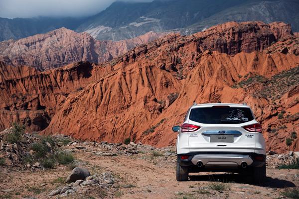 福特翼虎“无尽之旅” 探寻高原丹霞秘境