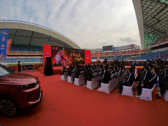 重庆斯威全新阵容出征2019中超新赛季