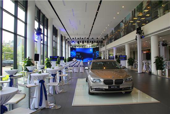热烈祝贺顺德合诚宝马4S旗舰店盛大开业