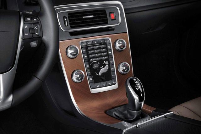 吉诺沃尔沃2016款S60L搭载最强动力正式上市