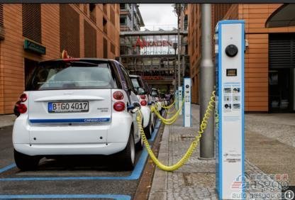 德国否认砸钱补贴电动车 传统汽车不提税