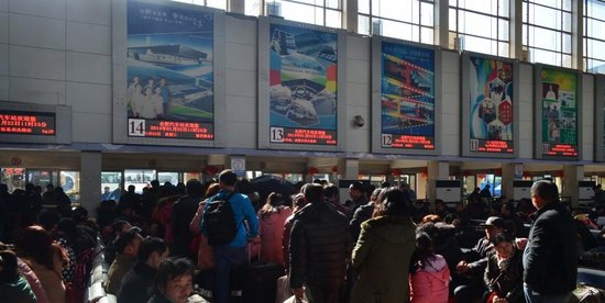 汽车票预售期提前20天 年初八可买返程票