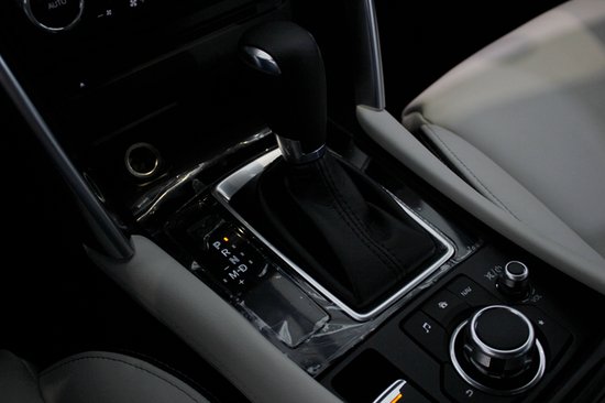 颜值轿跑SUV 腾讯汽车实拍一汽马自达CX-4